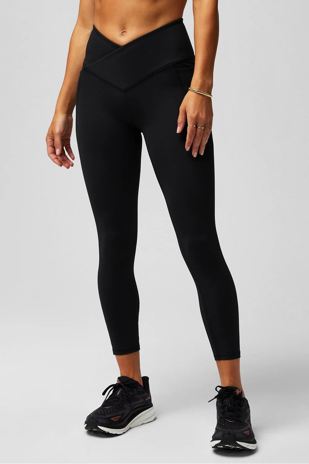 Crossover Leggings with Pockets in Black